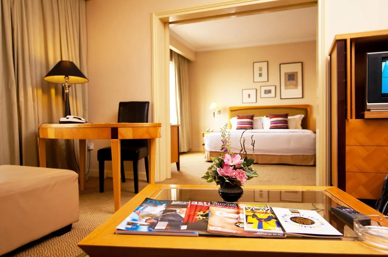 מלון קואלה לומפור Royale Chulan Bukit Bintang 4*,